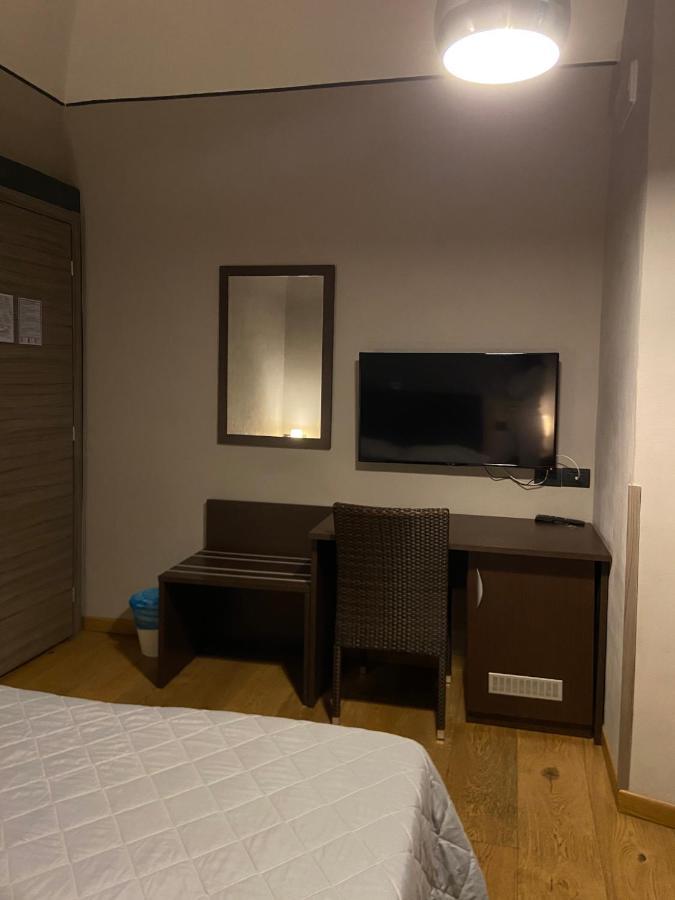 Hotel Pino เลริชี ภายนอก รูปภาพ