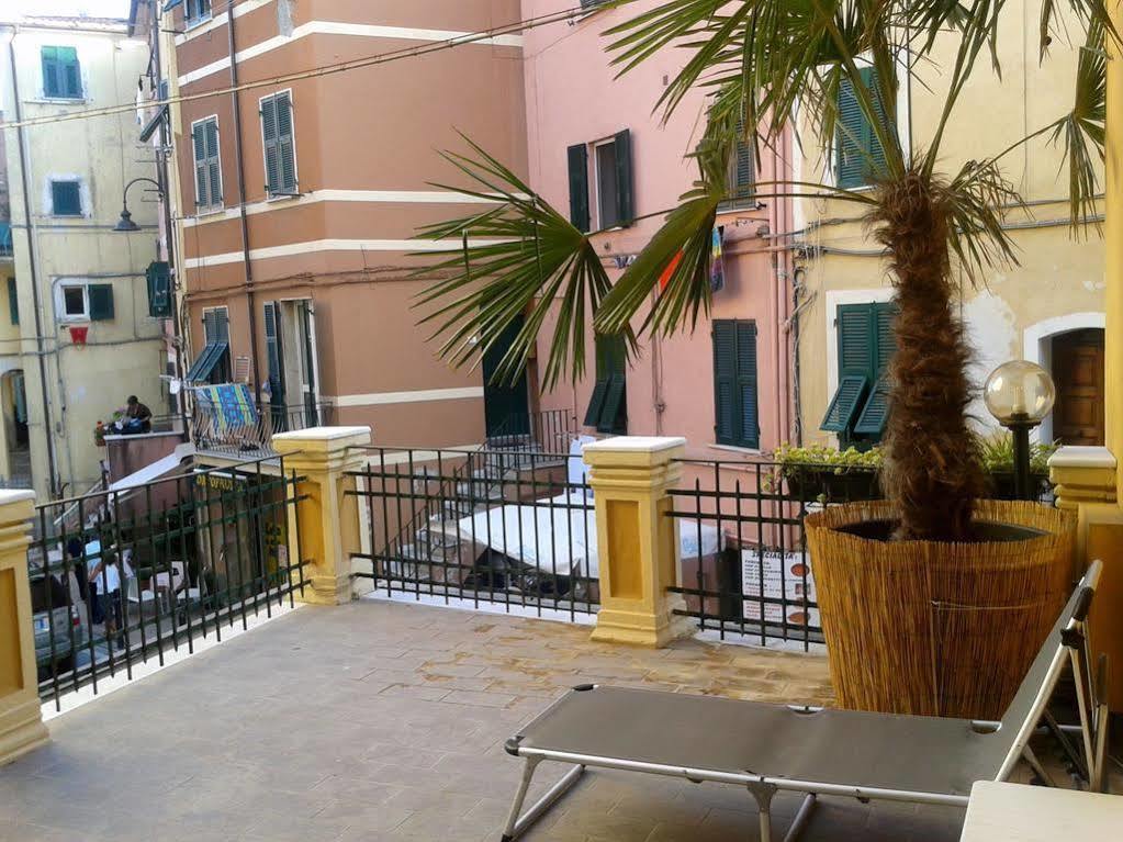 Hotel Pino เลริชี ภายนอก รูปภาพ